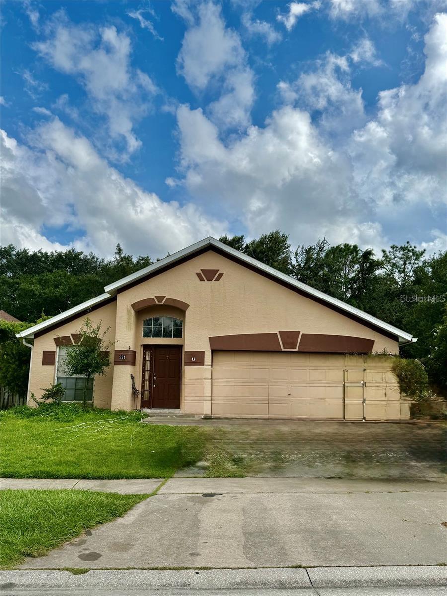 521 CYPRESS TREE CT Property Photo 1