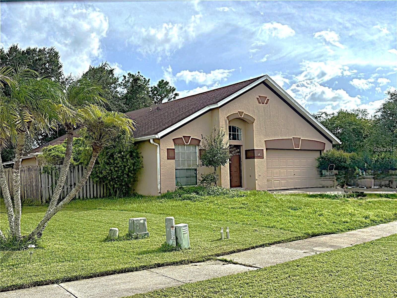 521 Cypress Tree Ct Property Photo 6