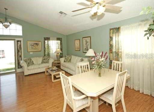 521 Cypress Tree Ct Property Photo 7