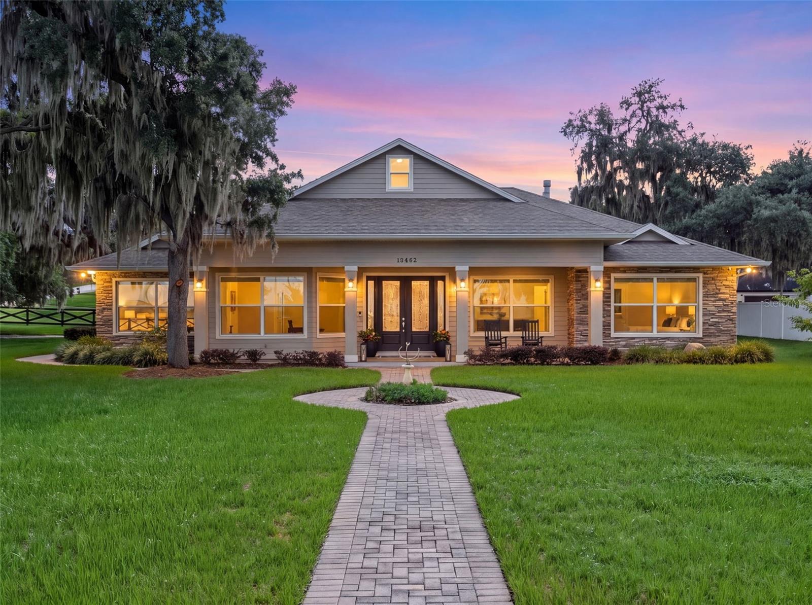 12442 LAKESHORE DR