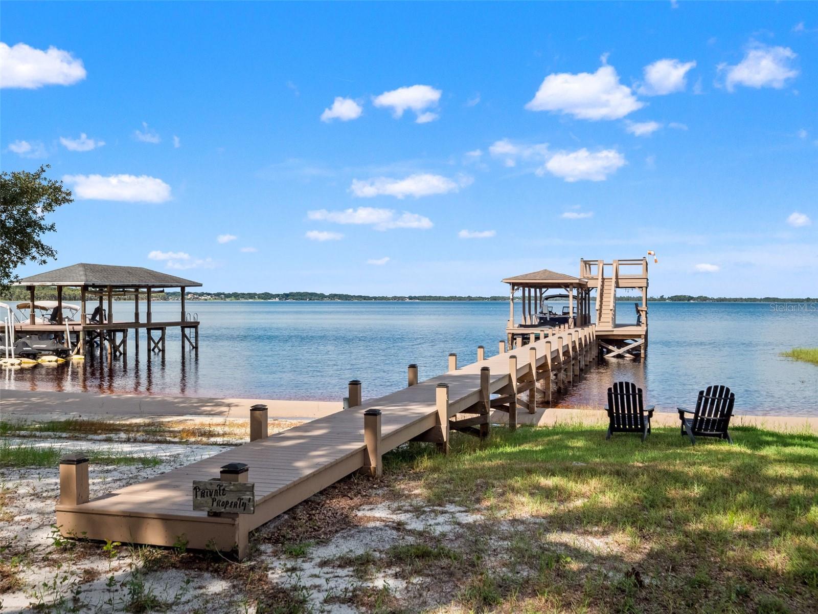 12442 Lakeshore Dr Property Photo 47