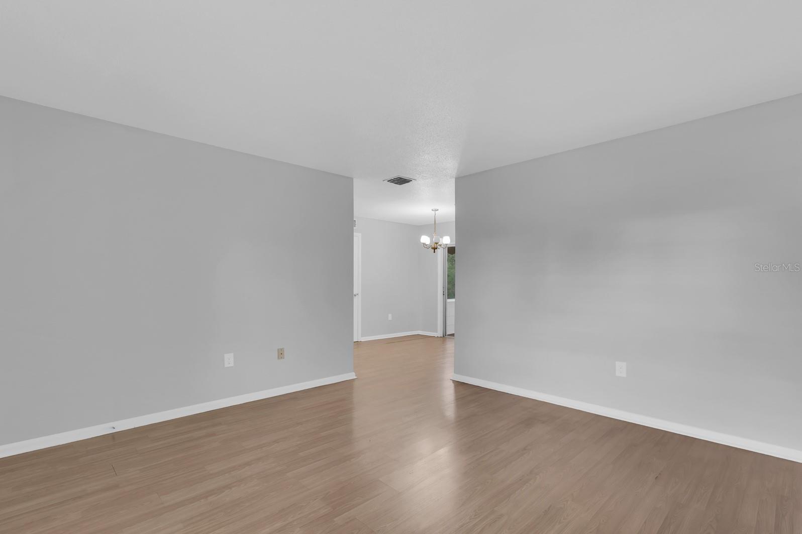 1345 S Oxalis Ave Property Photo 5