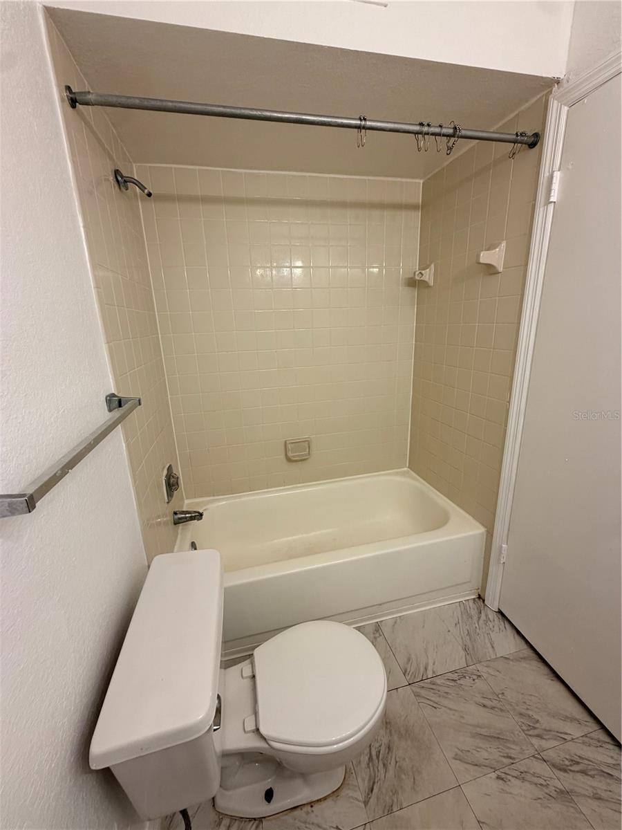 1033 S Hiawassee Rd #2622 Property Photo 7