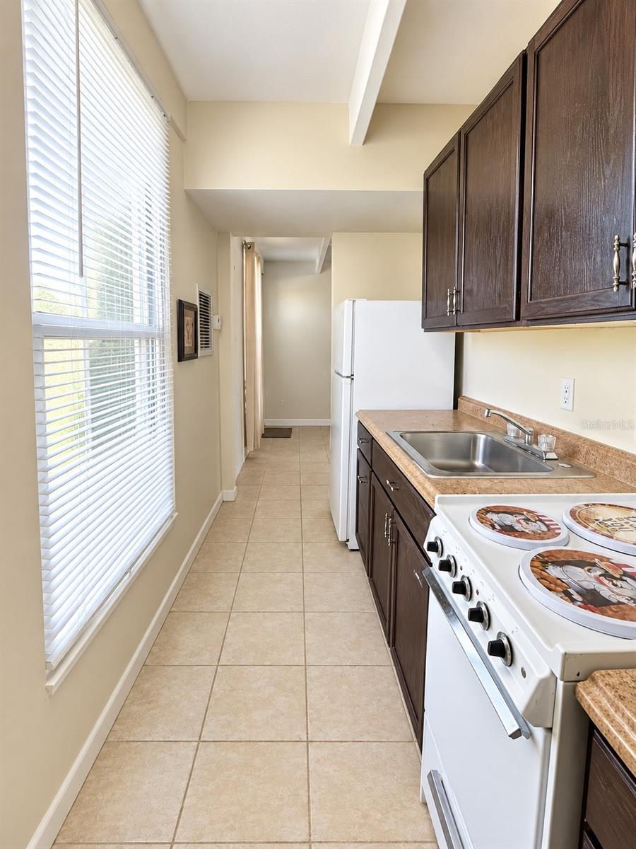 4303 Club Cir Property Photo 7