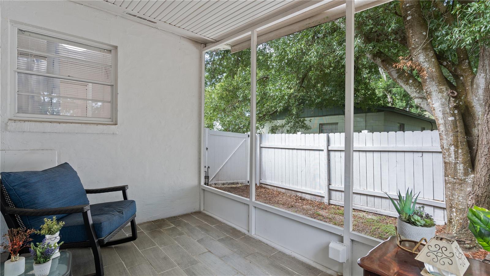 1124 W Desoto St Property Photo 25