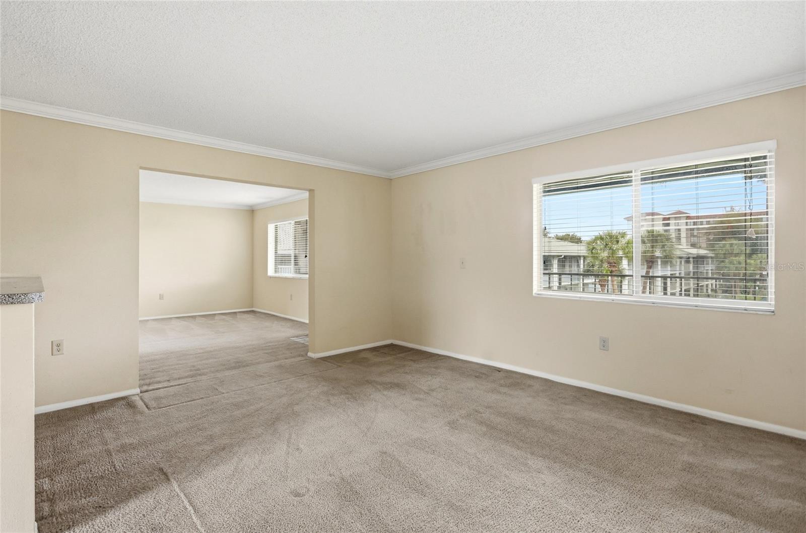 115 Oyster Bay Cir #360 Property Photo 9