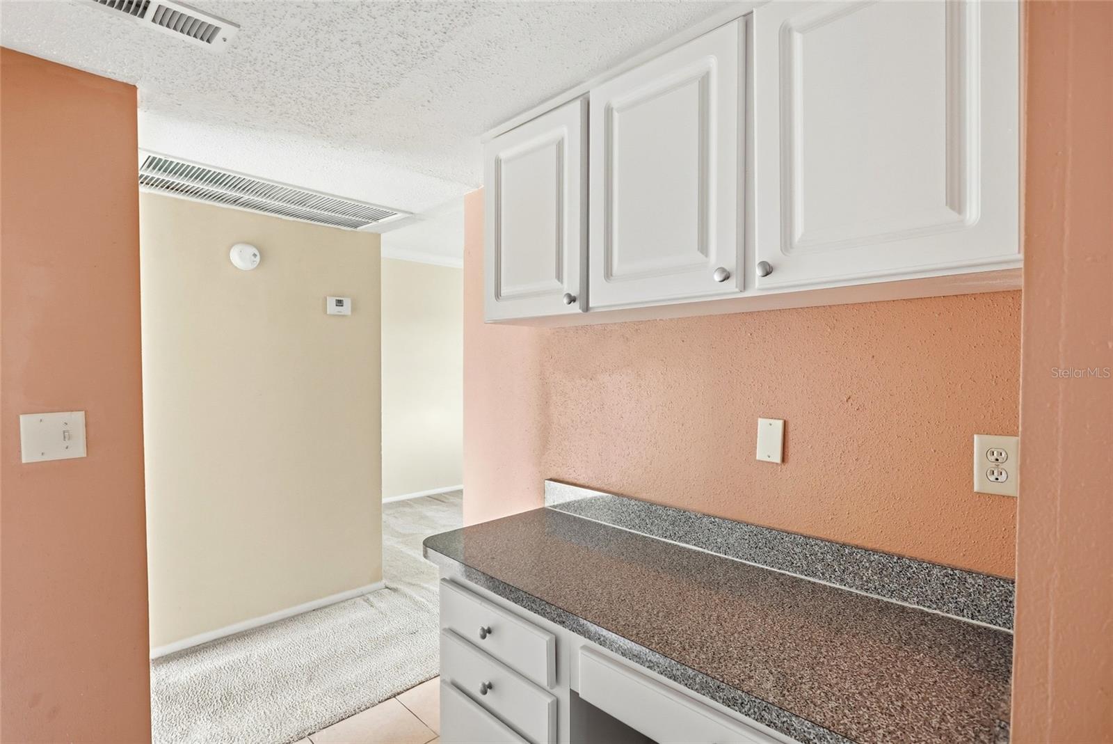 115 Oyster Bay Cir #360 Property Photo 13