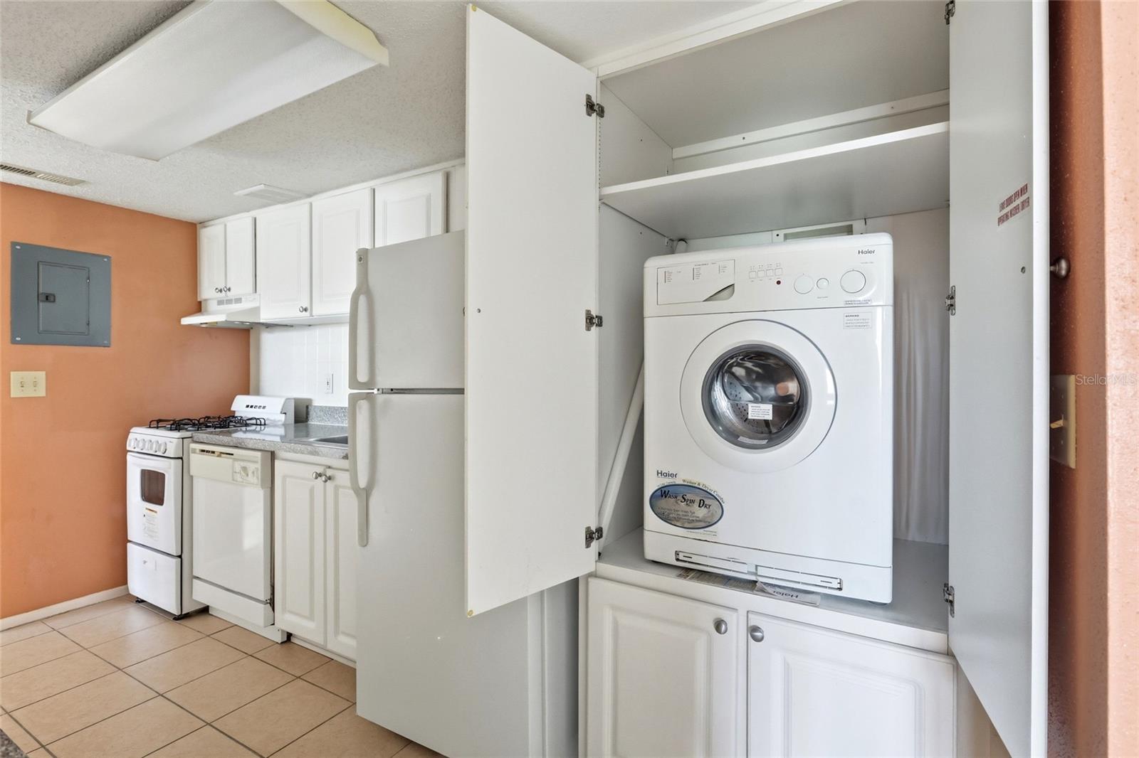115 Oyster Bay Cir #360 Property Photo 16