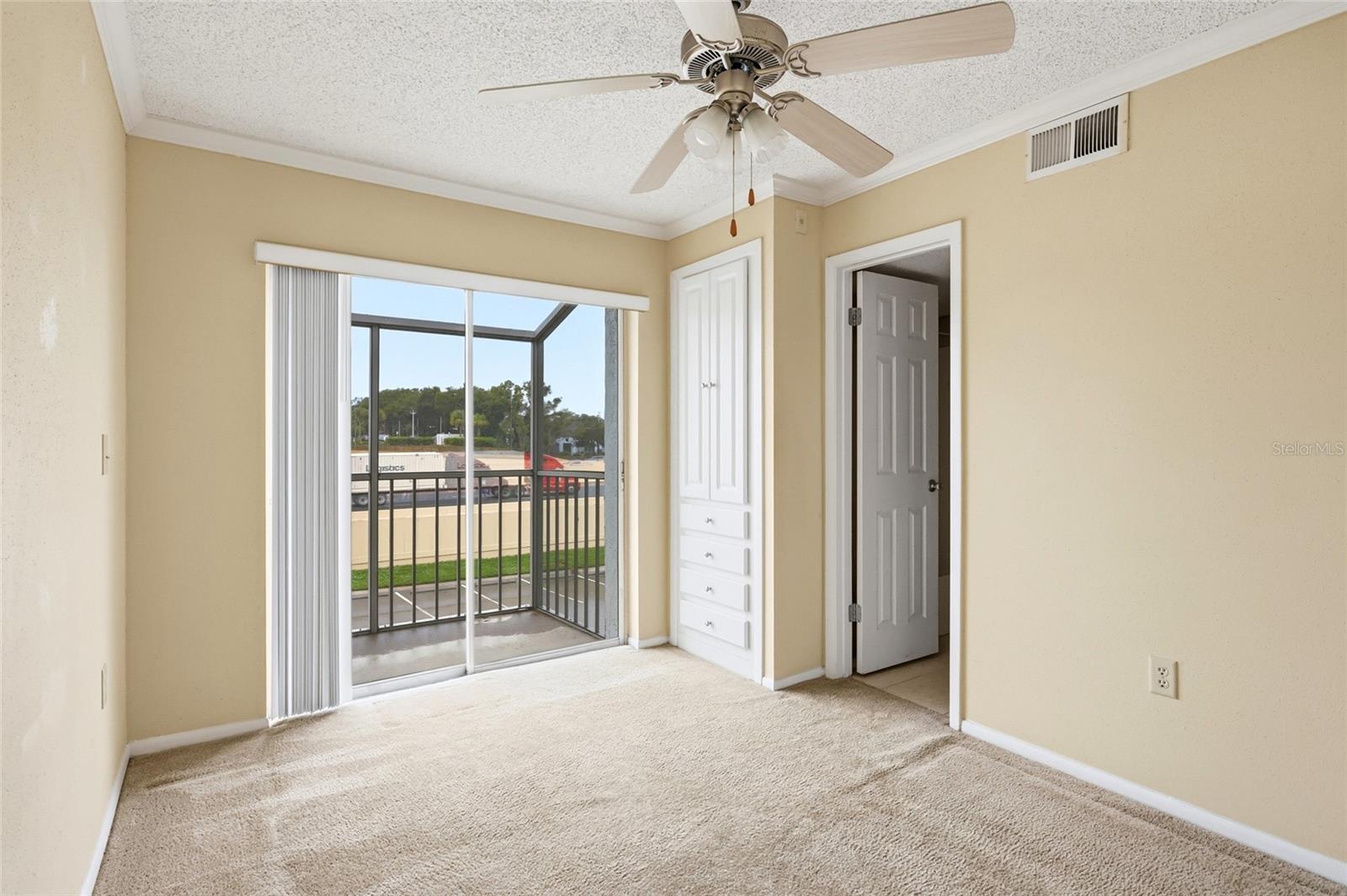 115 Oyster Bay Cir #360 Property Photo 17