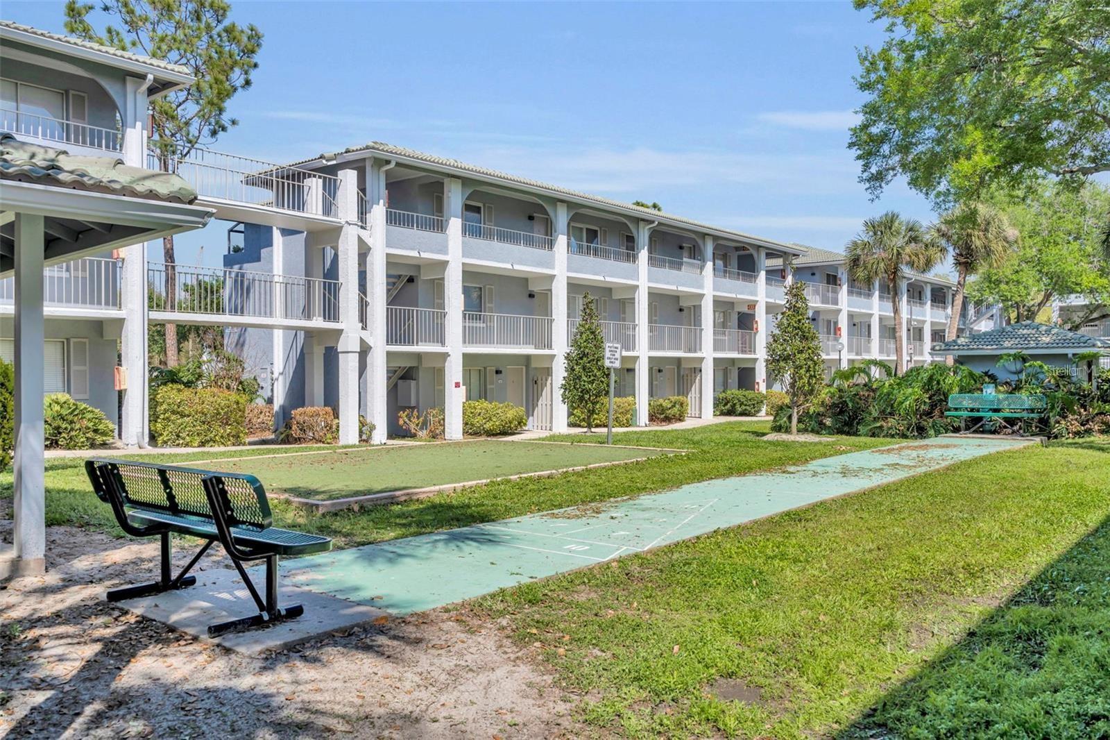 115 Oyster Bay Cir #360 Property Photo 37