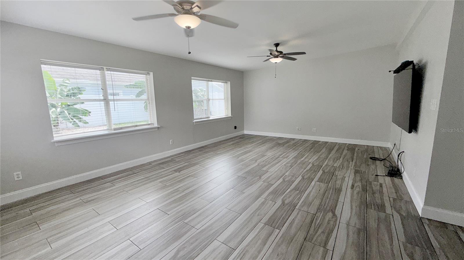 4131 Grant Blvd Property Photo 4