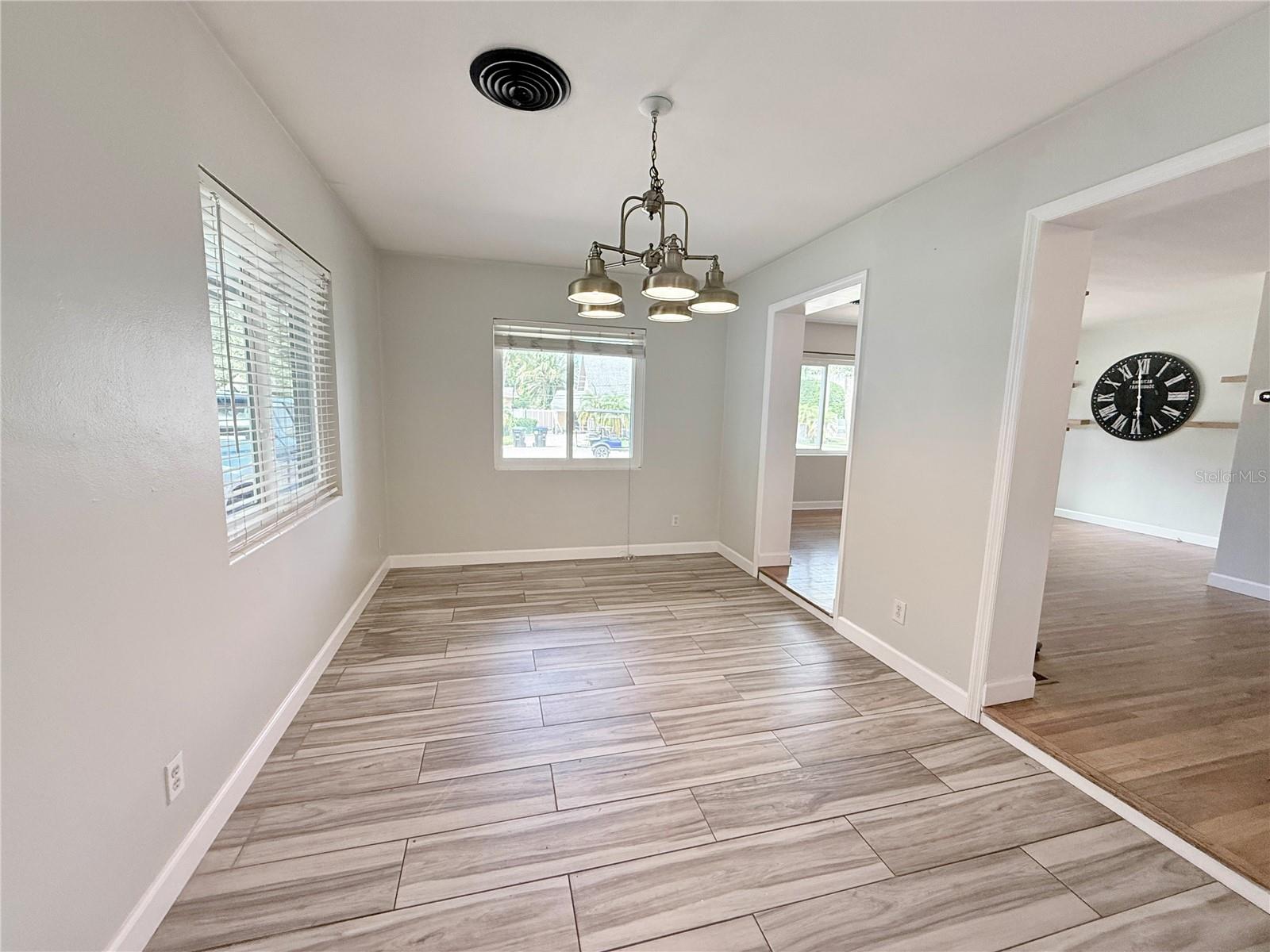 4131 Grant Blvd Property Photo 5
