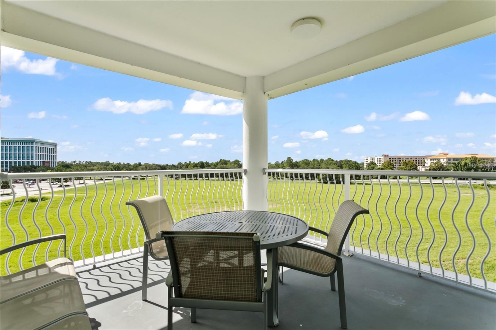 225 Celebration Pl #427 Property Photo 2