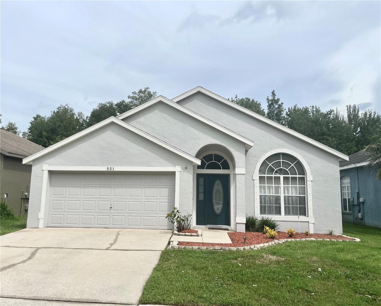 521 LEXINGDALE DR Property Photo 1