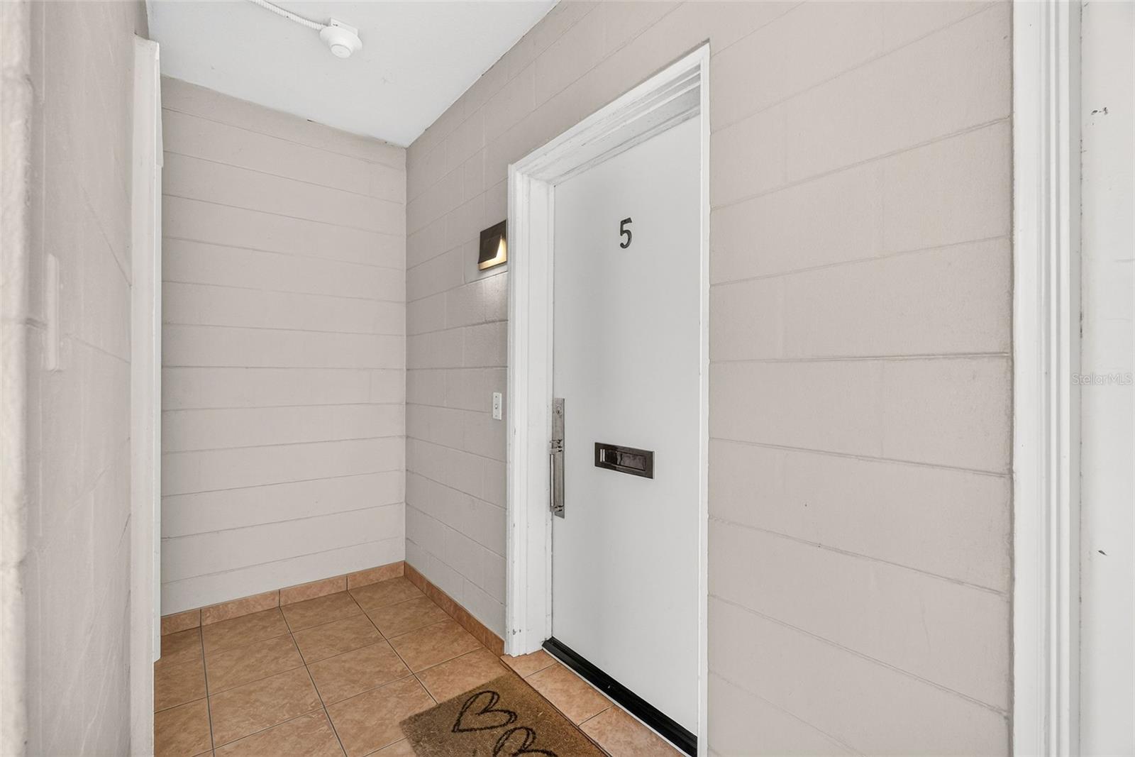 311 E Morse Blvd #1-5 Property Photo 7