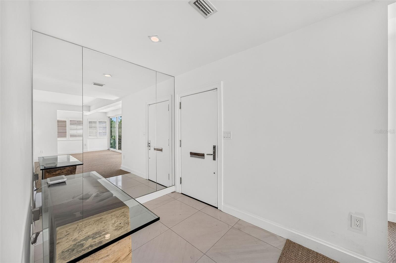 311 E Morse Blvd #1-5 Property Photo 8