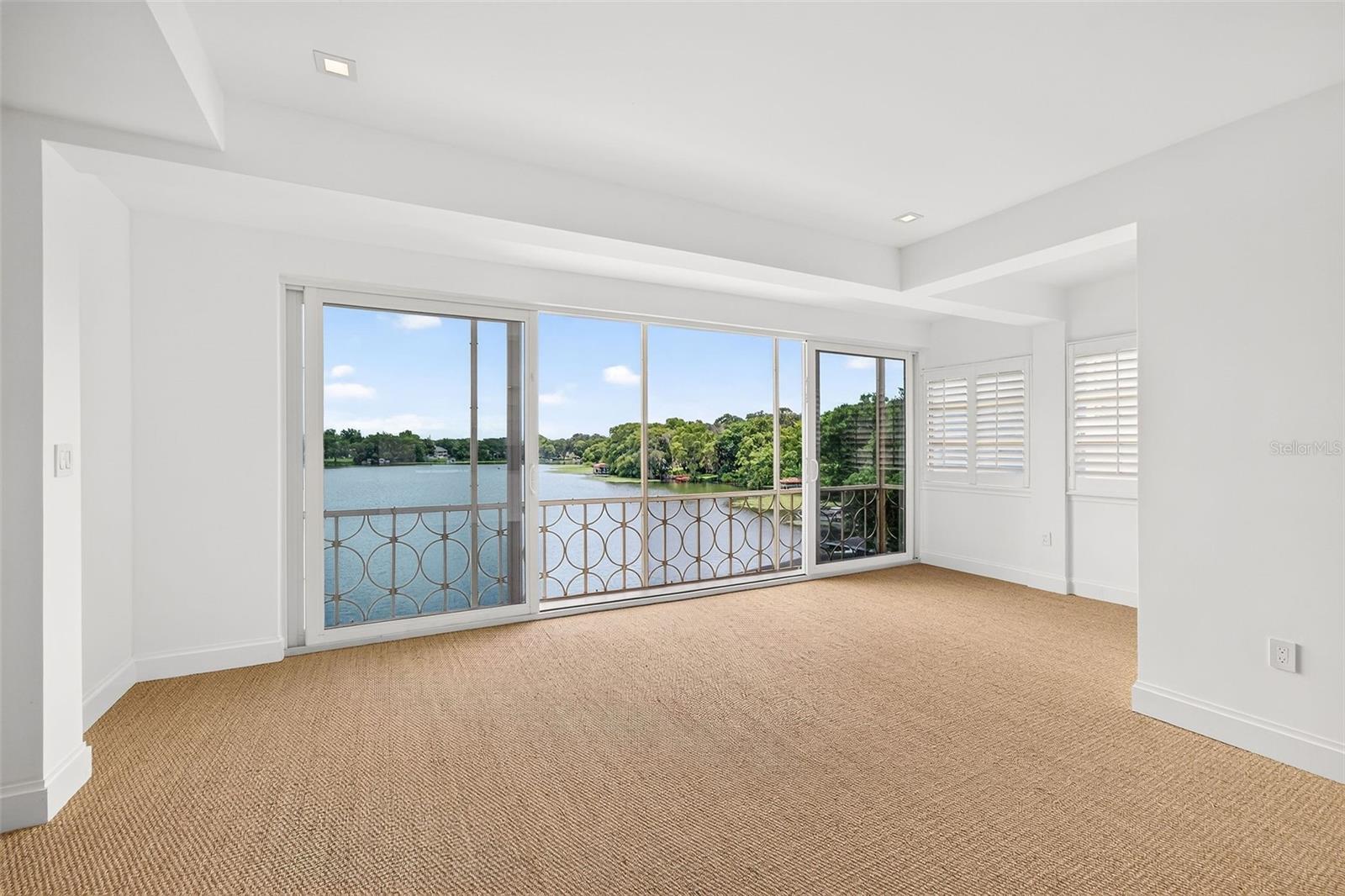 311 E Morse Blvd #1-5 Property Photo 10