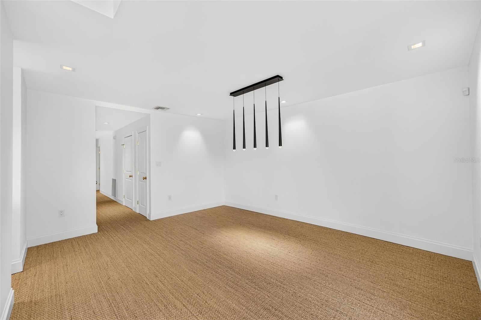 311 E Morse Blvd #1-5 Property Photo 21