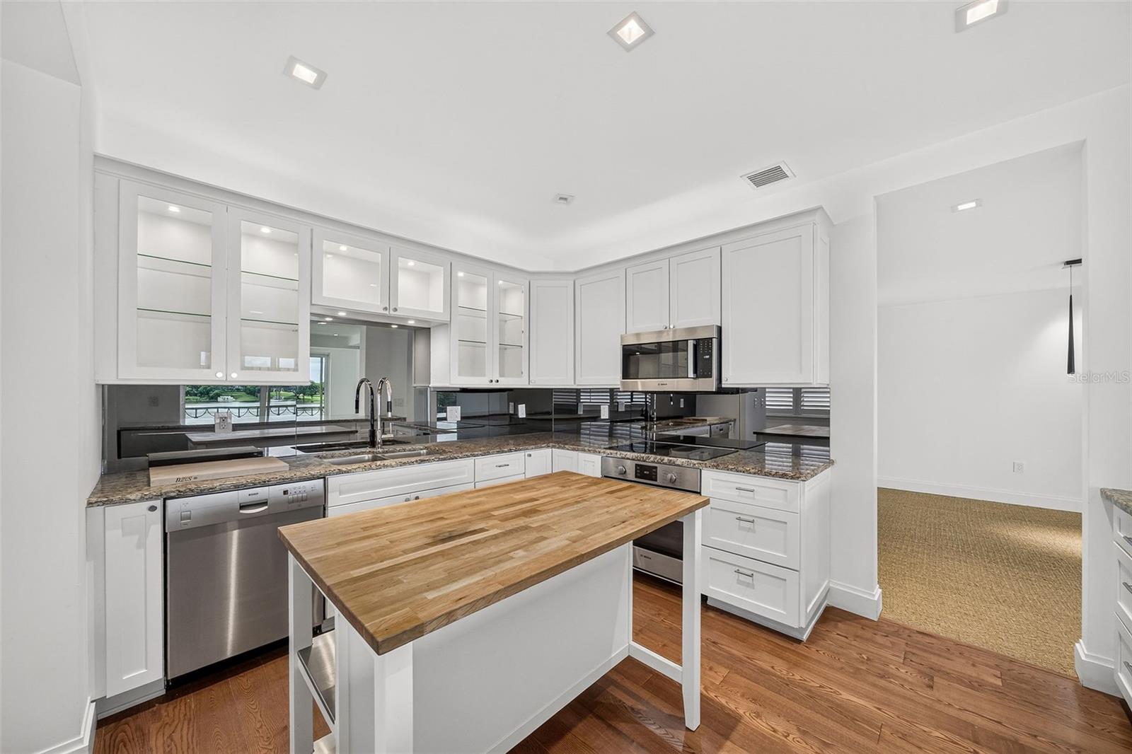 311 E Morse Blvd #1-5 Property Photo 27
