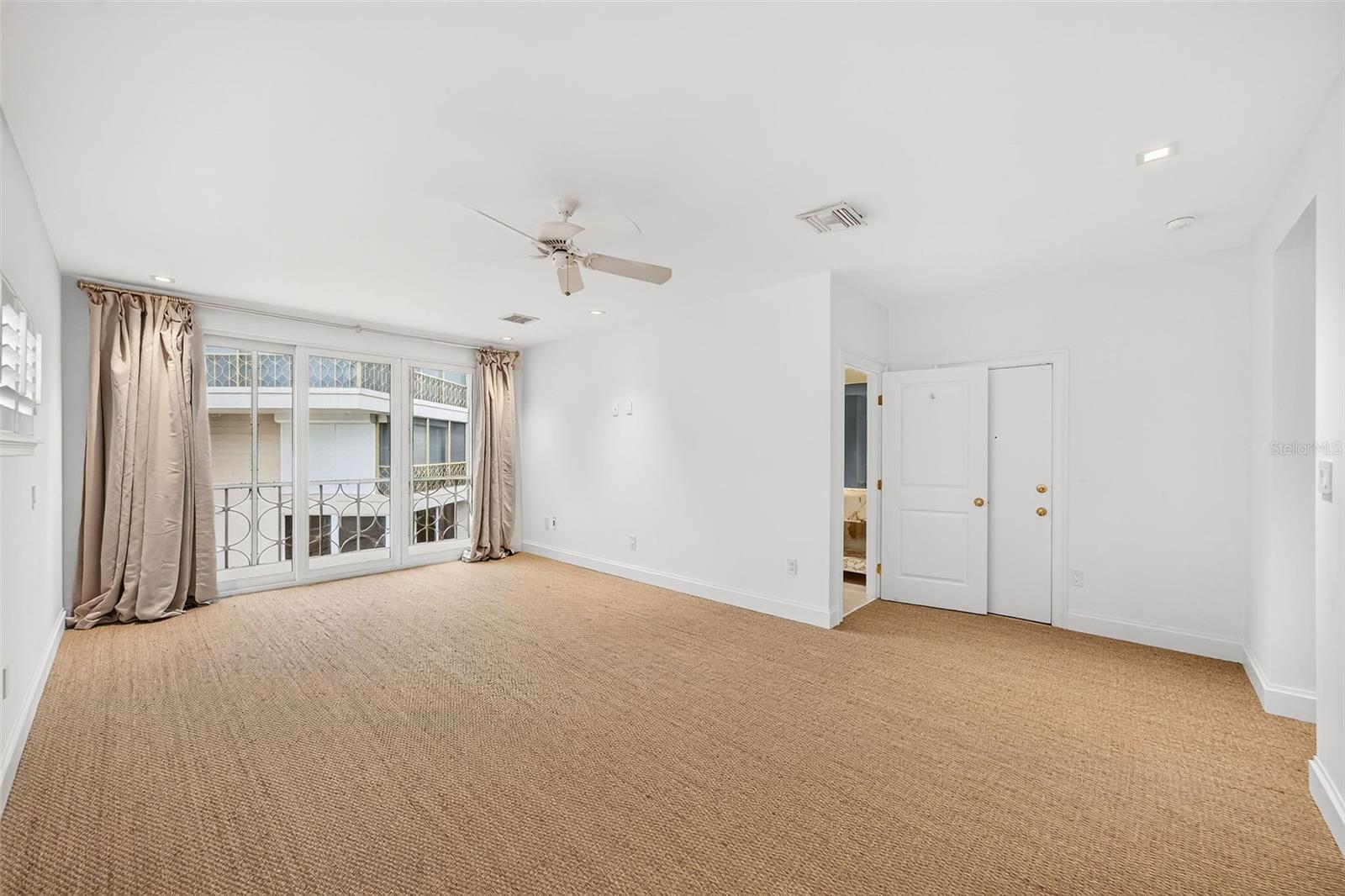 311 E Morse Blvd #1-5 Property Photo 33