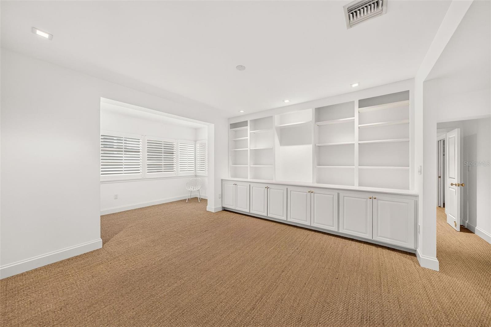 311 E Morse Blvd #1-5 Property Photo 44