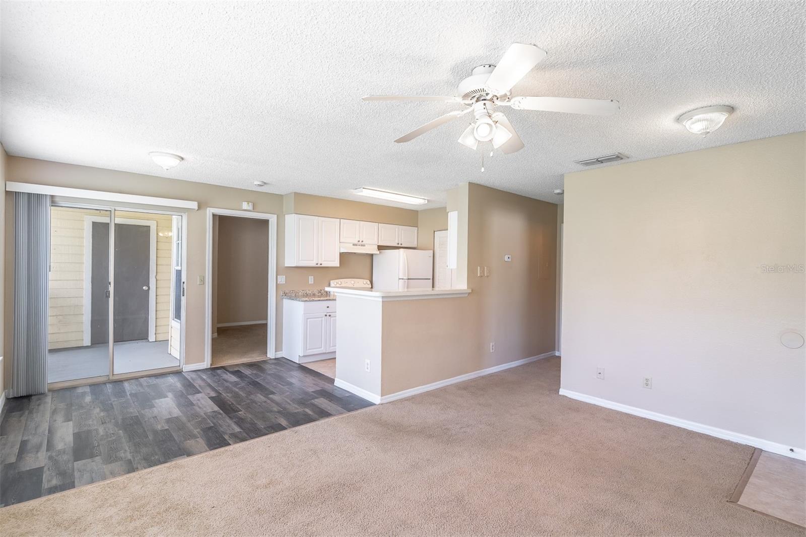 1057 S Hiawassee Rd #1912 Property Photo 7