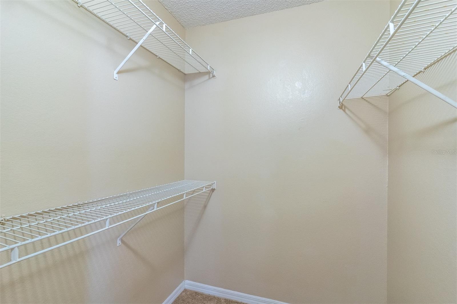 1057 S Hiawassee Rd #1912 Property Photo 17