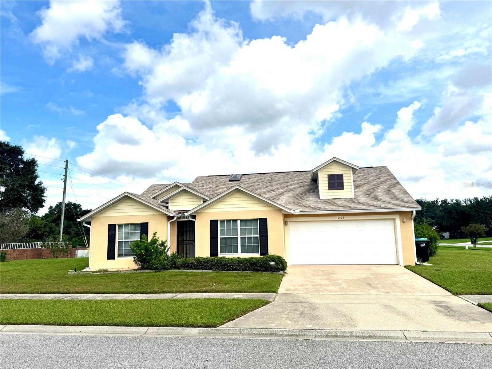 2175 Greystone Trl Property Photo
