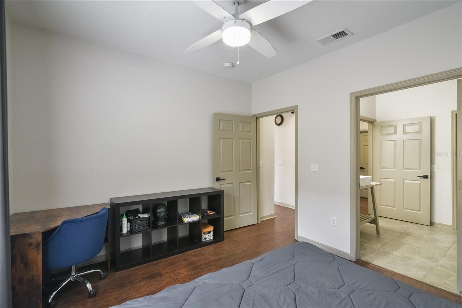 6001 Westgate Dr #2124 Property Photo 18