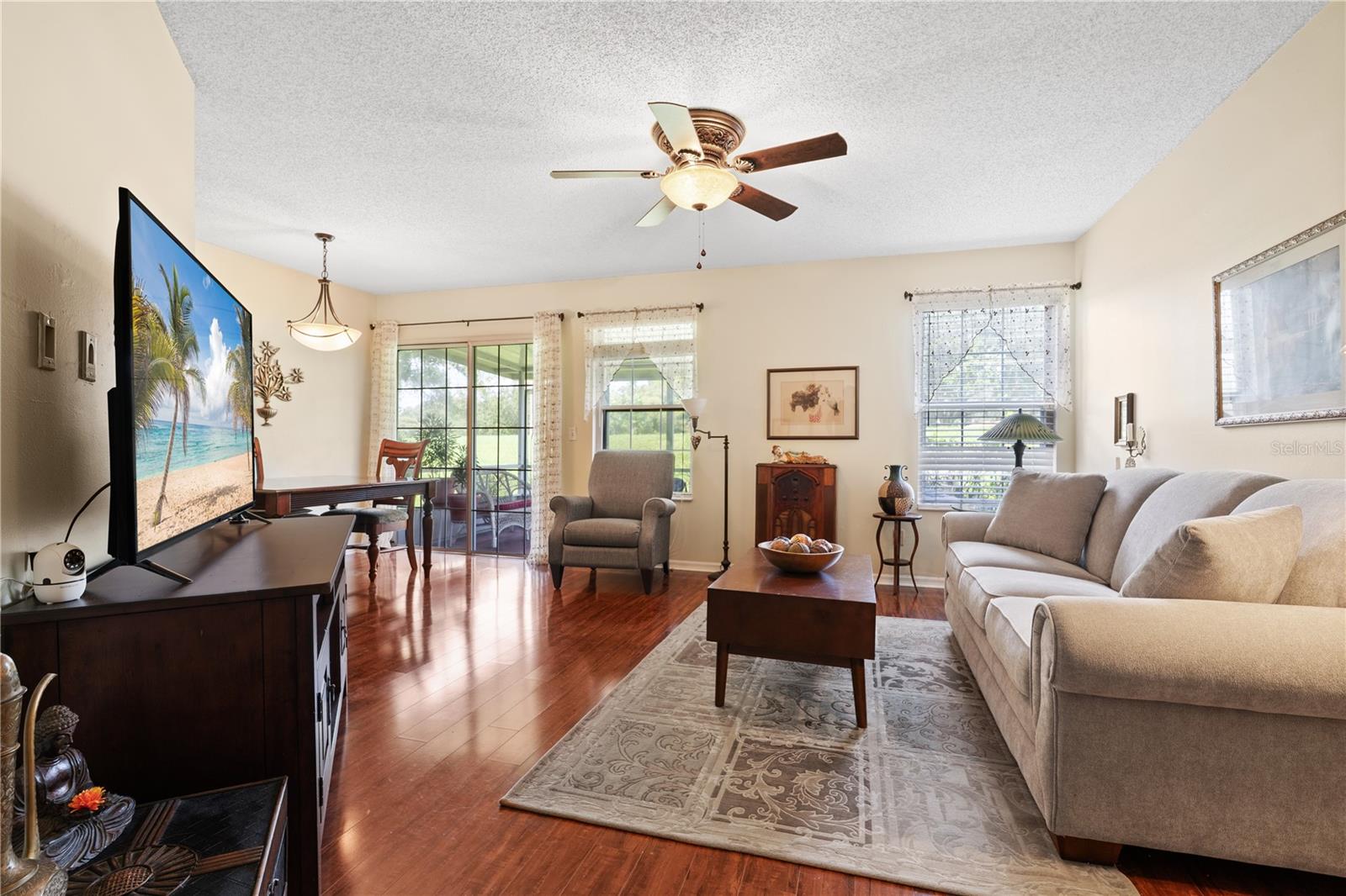 4807 Coachmans Dr #2403 Property Photo 5