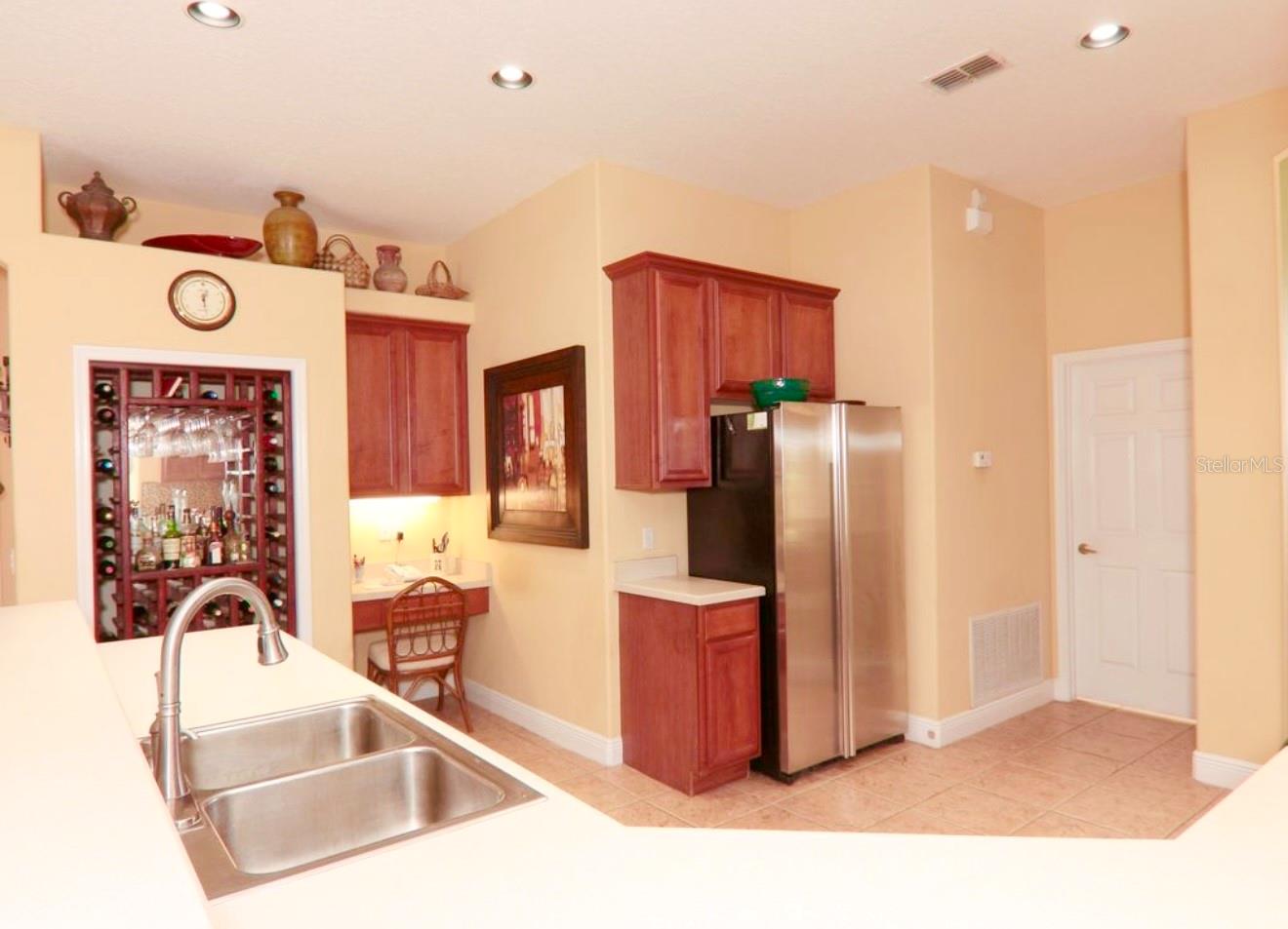646 Cedar Forest Cir Property Photo 21
