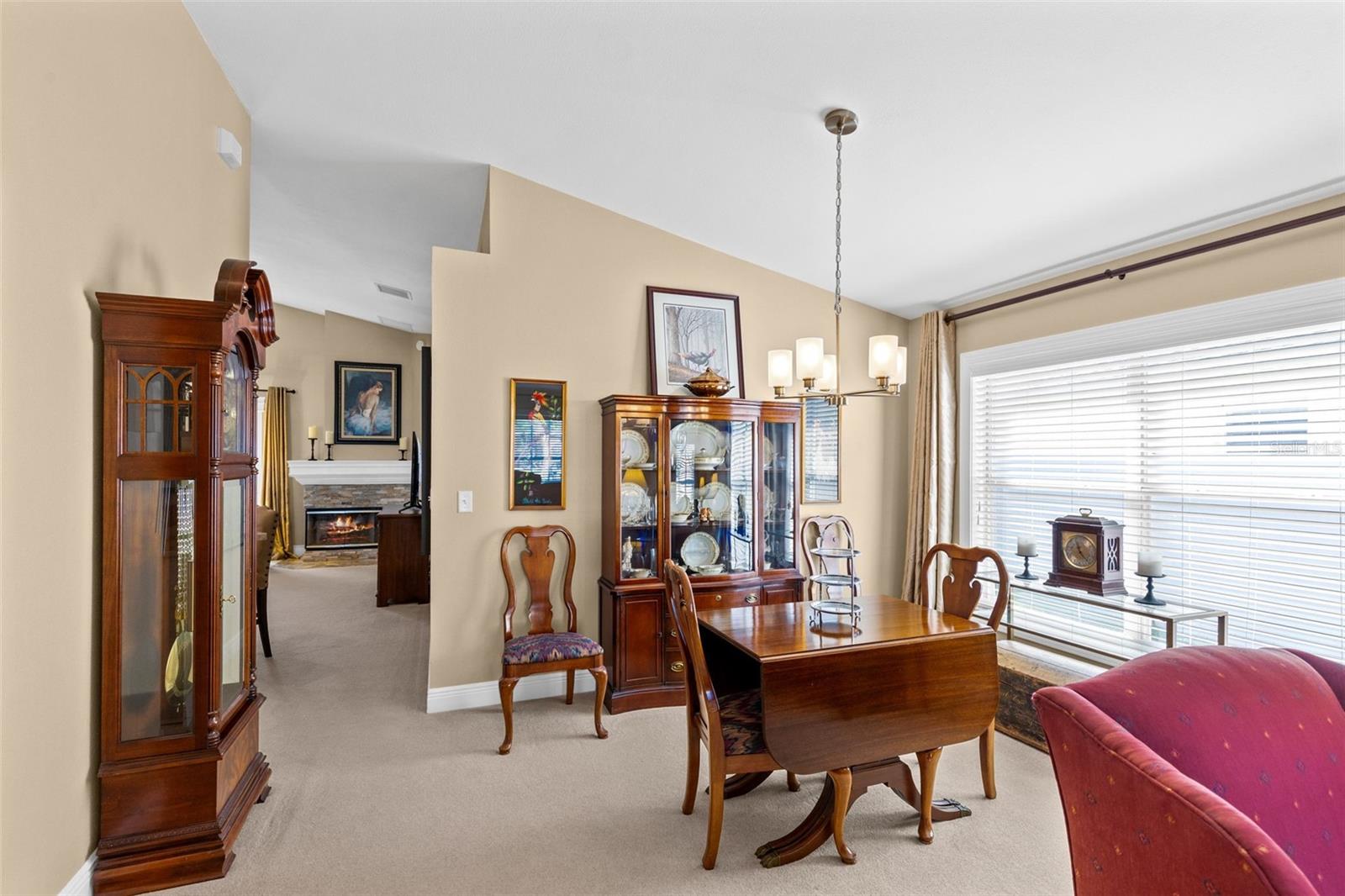 3853 Seminole Dr Property Photo 12