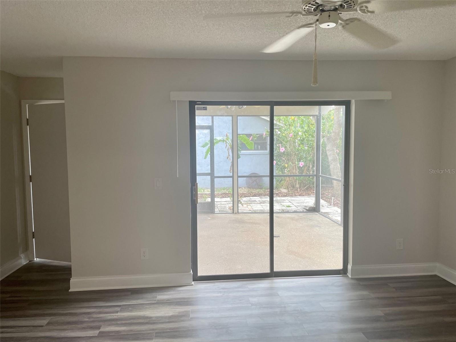878 E Charing Cross Cir Property Photo 19