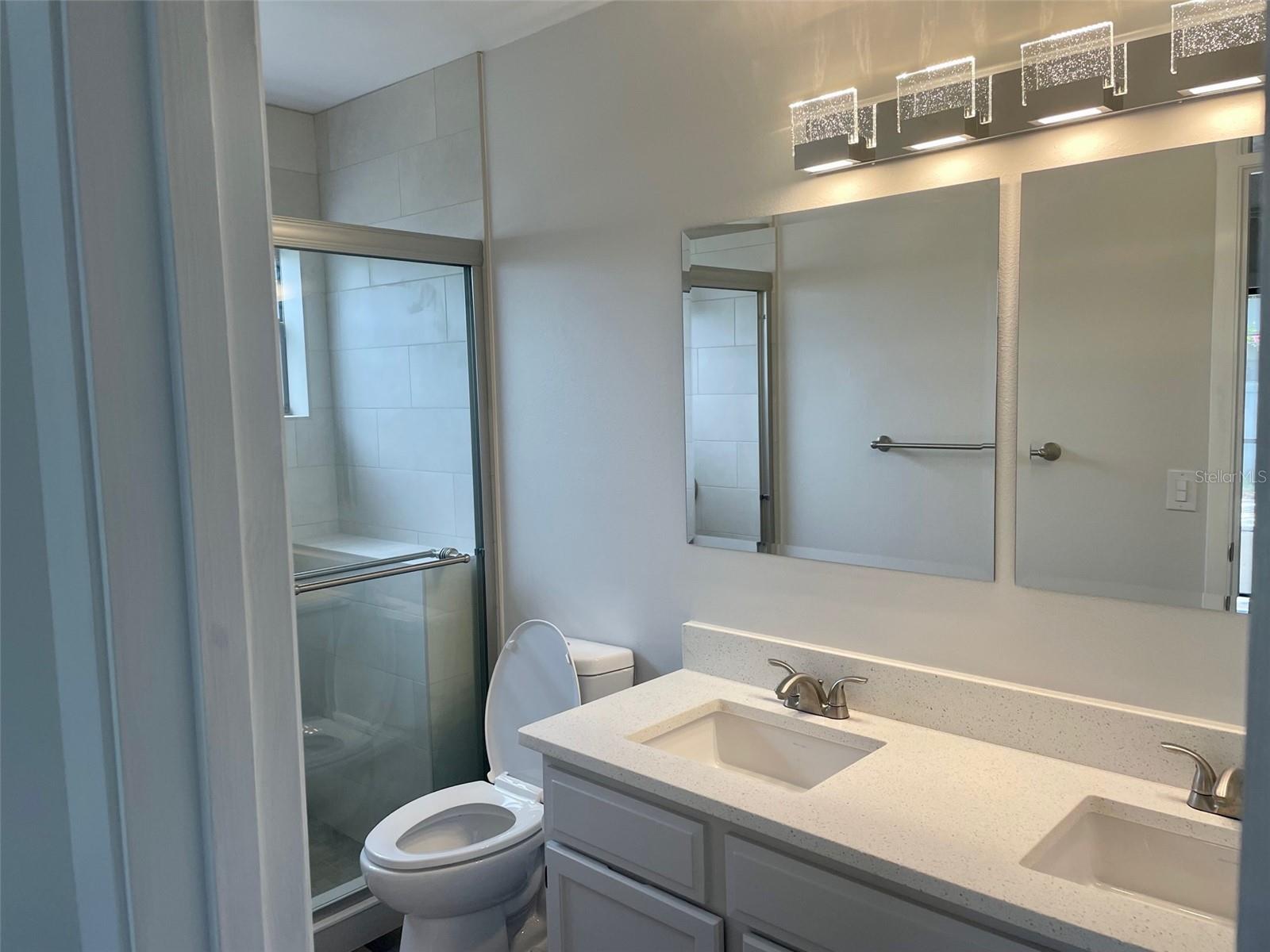 878 E Charing Cross Cir Property Photo 20