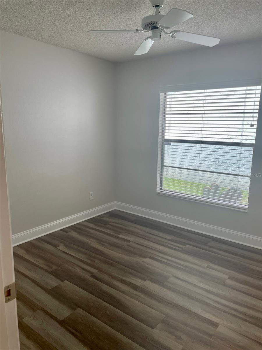 878 E Charing Cross Cir Property Photo 28