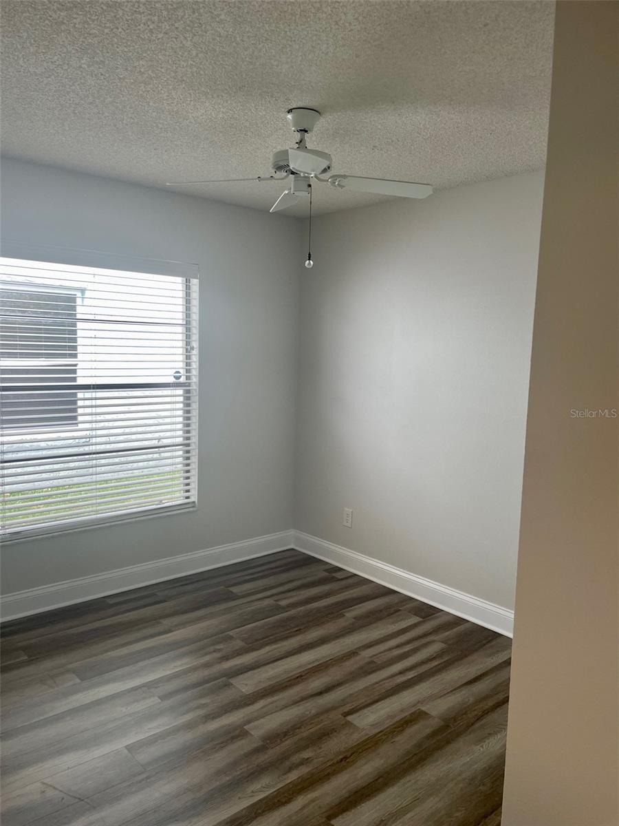 878 E Charing Cross Cir Property Photo 29