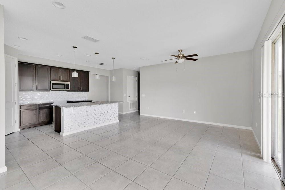 2570 Wadeview Loop Property Photo 6