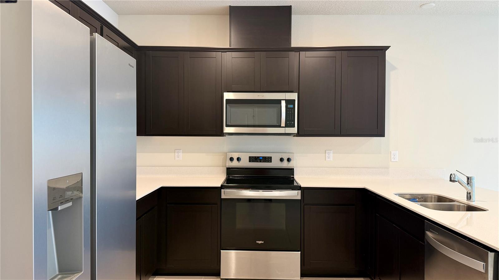 4588 Maple Waltz Aly Property Photo 10