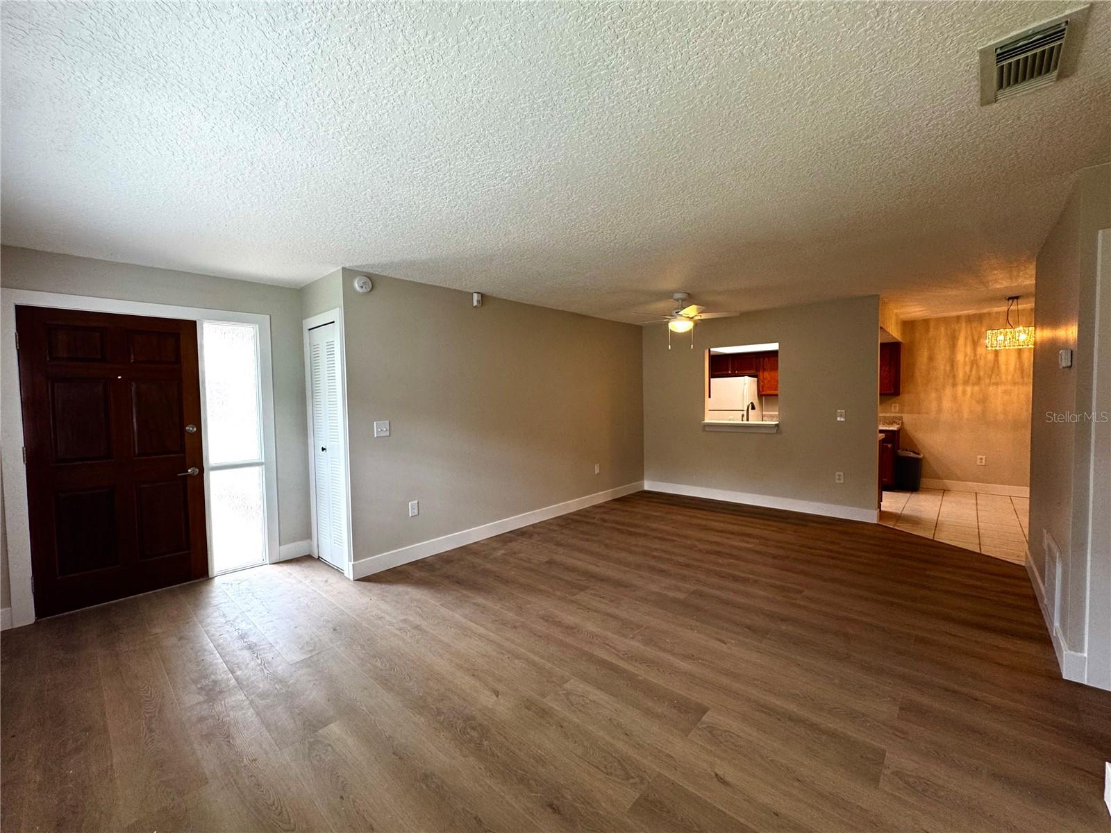 3217 Royal St Property Photo 4