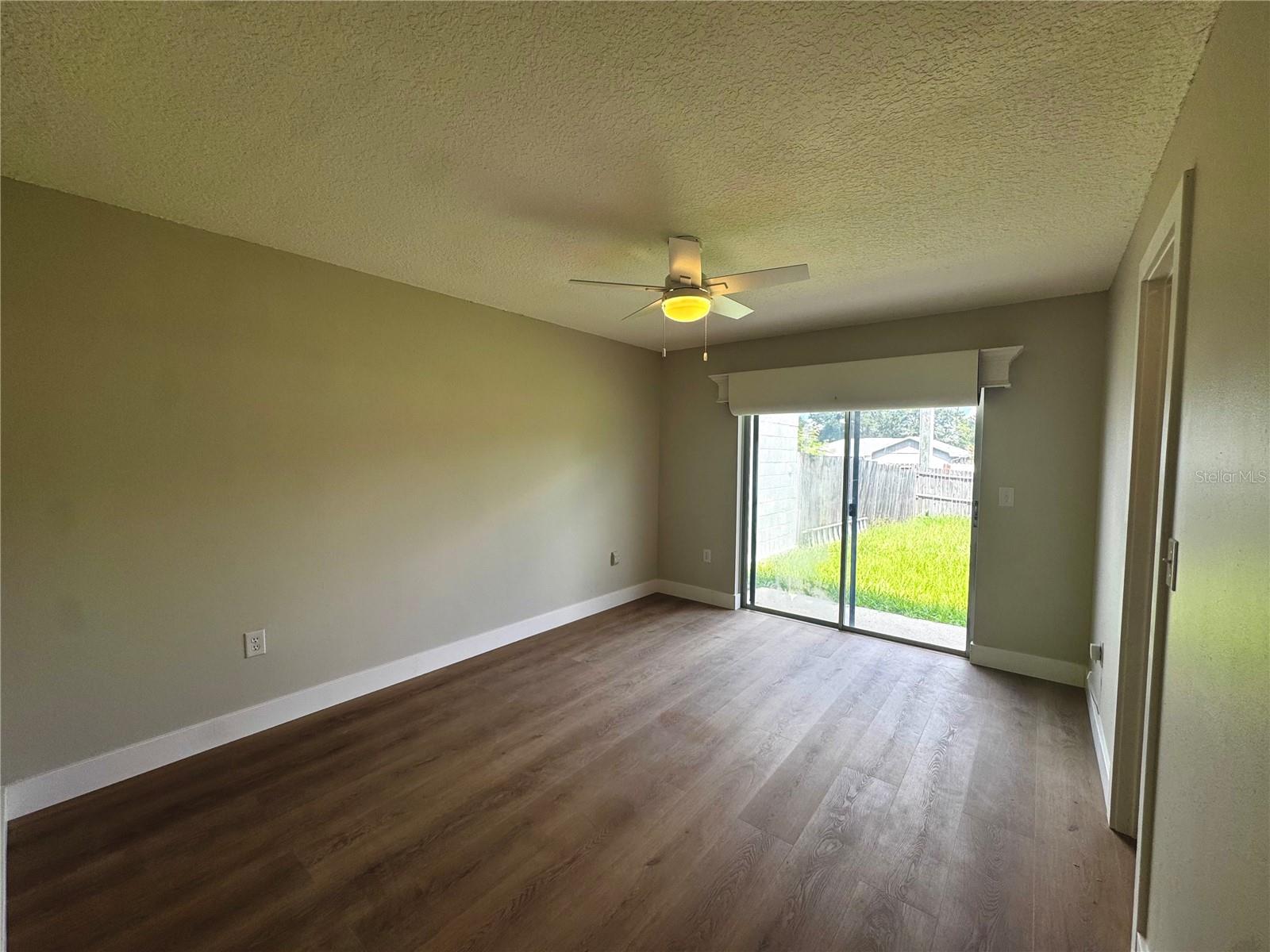 3217 Royal St Property Photo 8