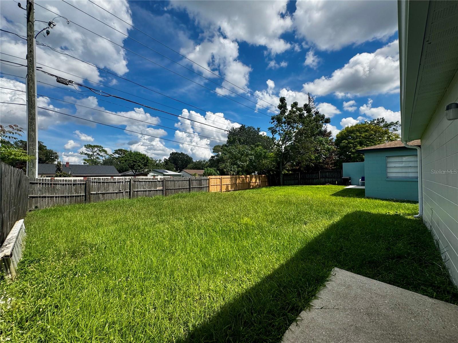 3217 Royal St Property Photo 14