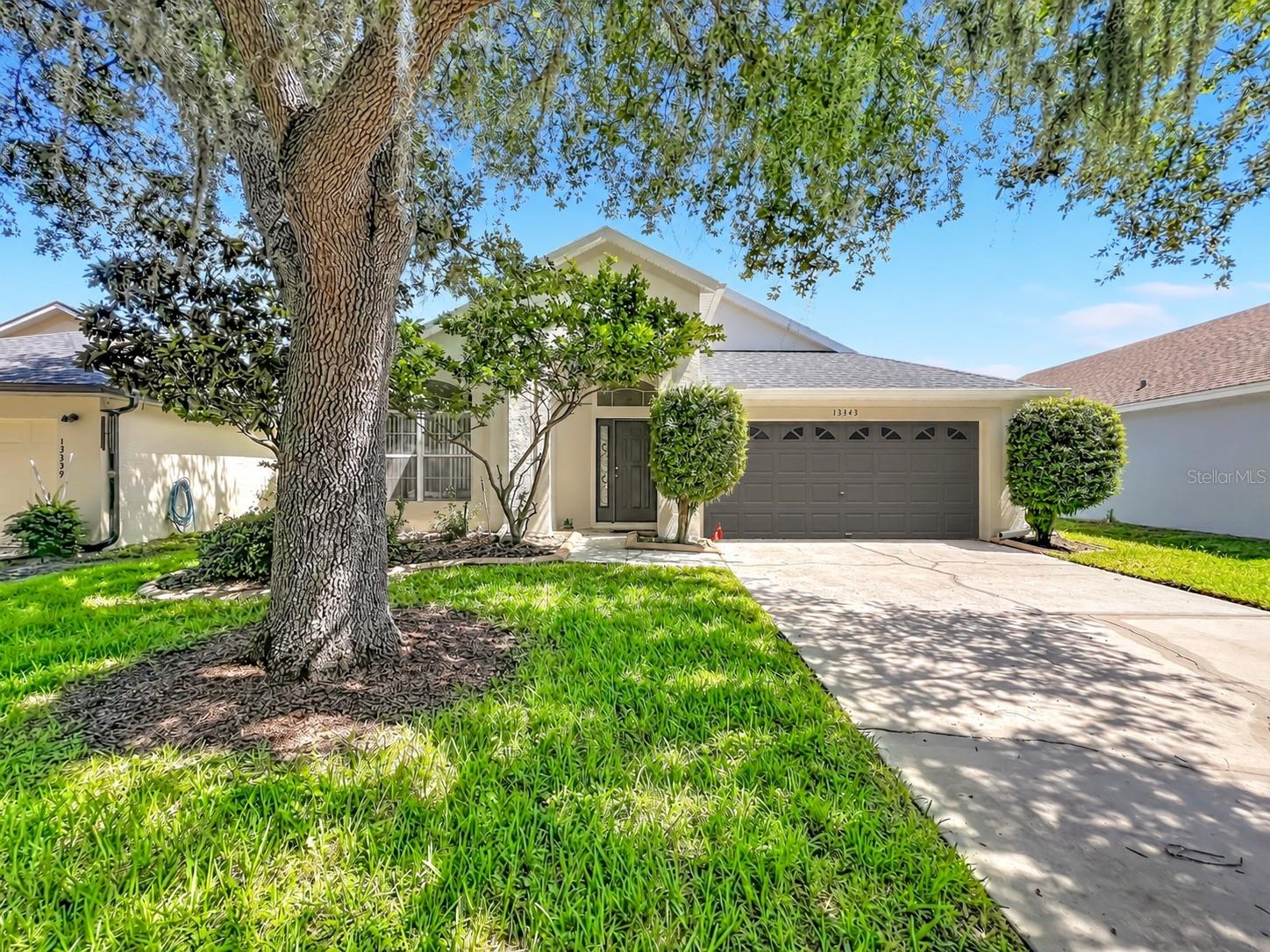 13343 Heron Cove Dr Property Photo 1