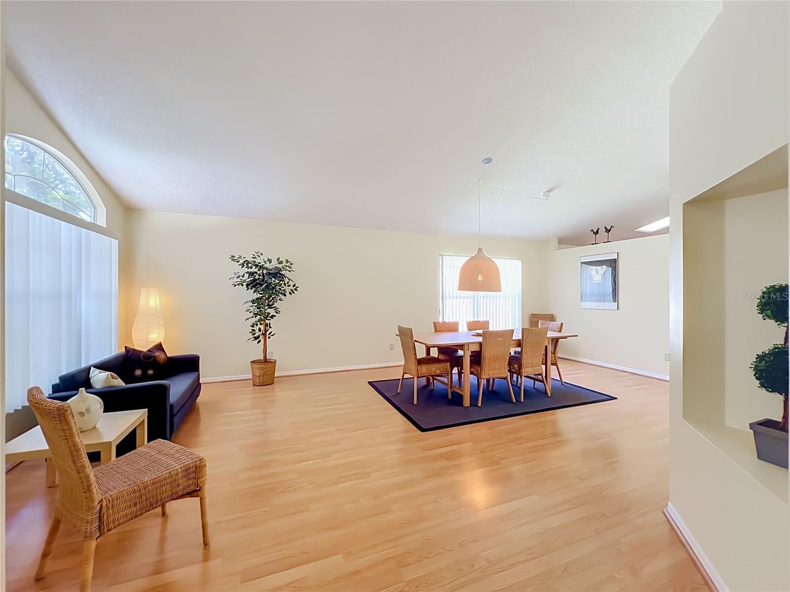13343 Heron Cove Dr Property Photo 5