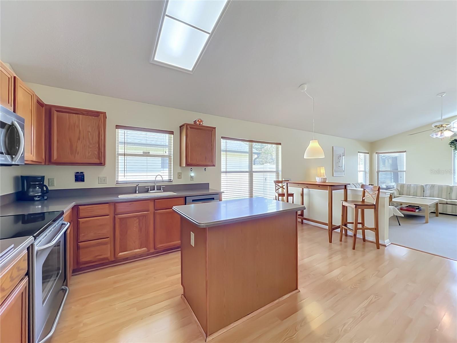 13343 Heron Cove Dr Property Photo 9