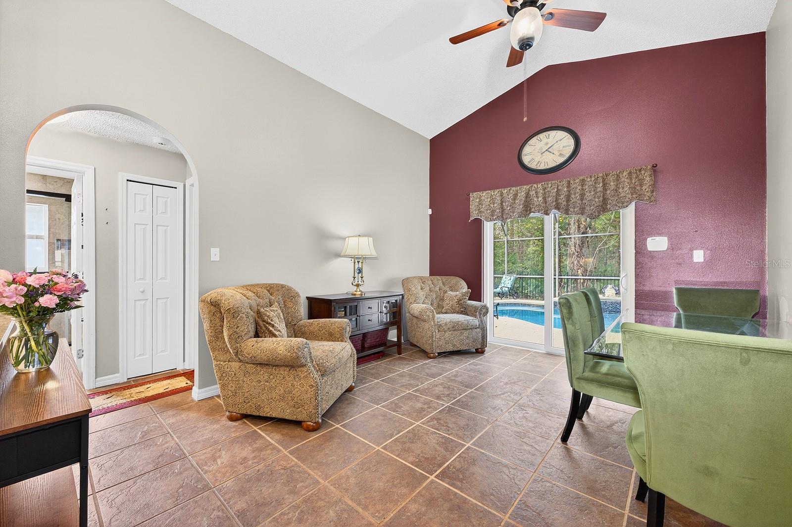 10223 Dean Point Pl Property Photo 7