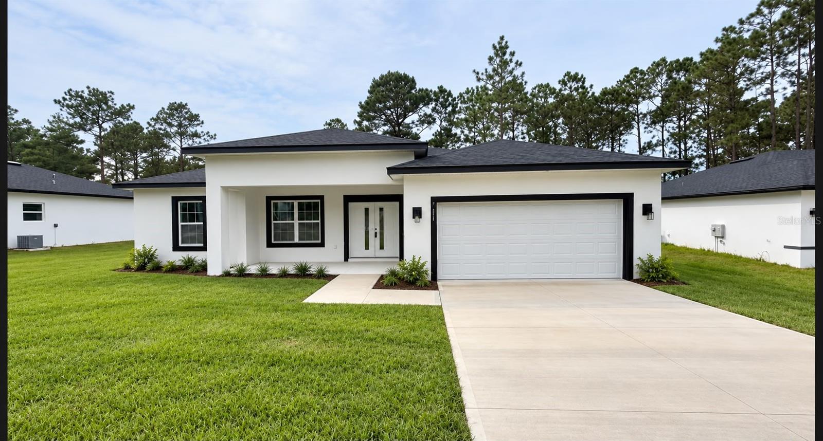 7644 N Voyager Dr Property Photo 1