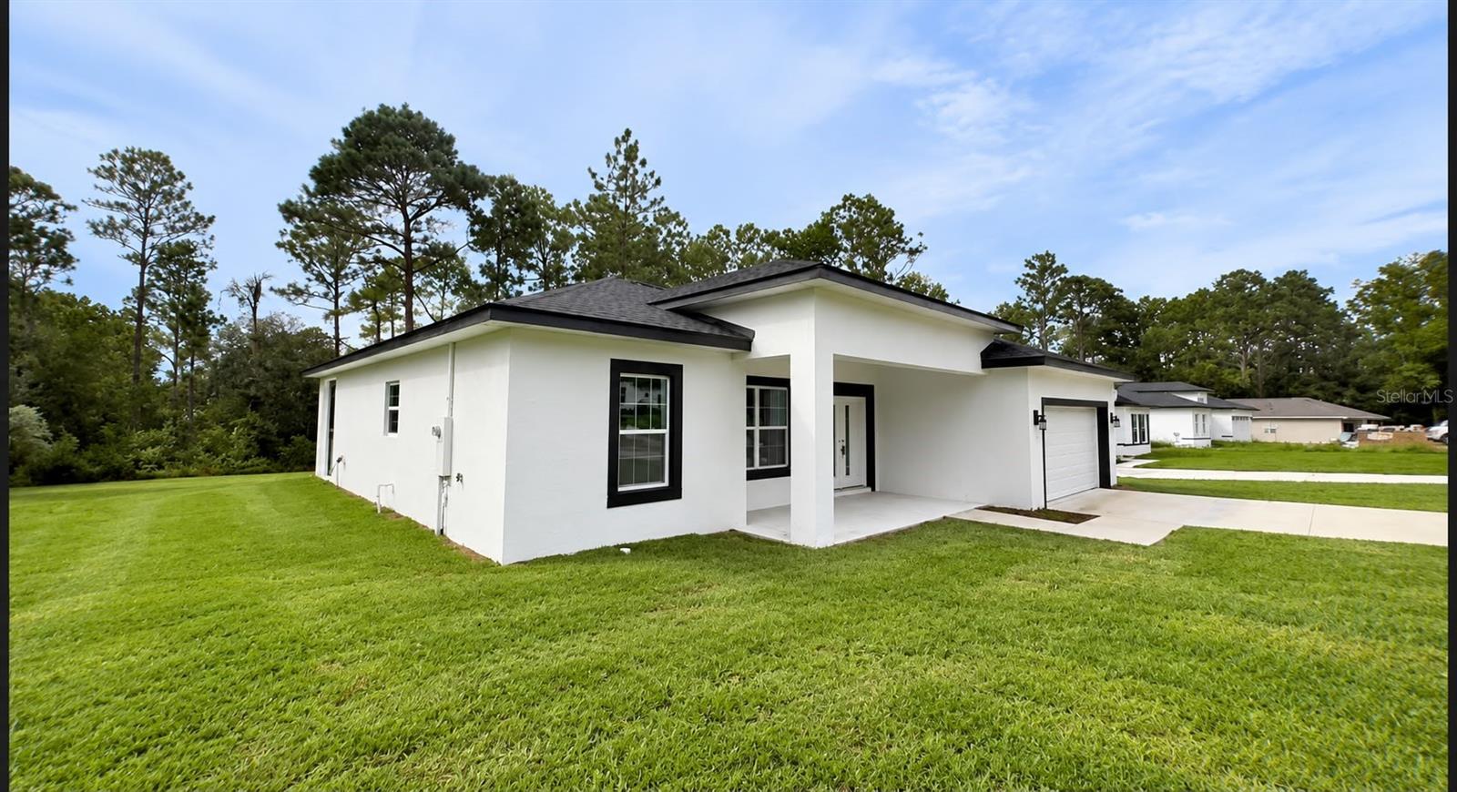 7644 N Voyager Dr Property Photo 3