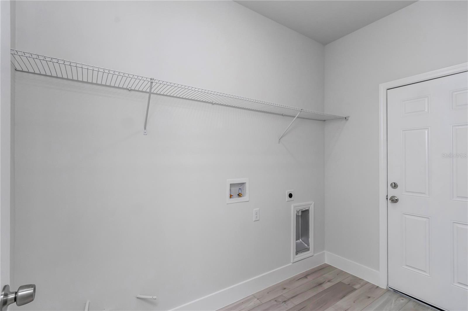 7644 N Voyager Dr Property Photo 22