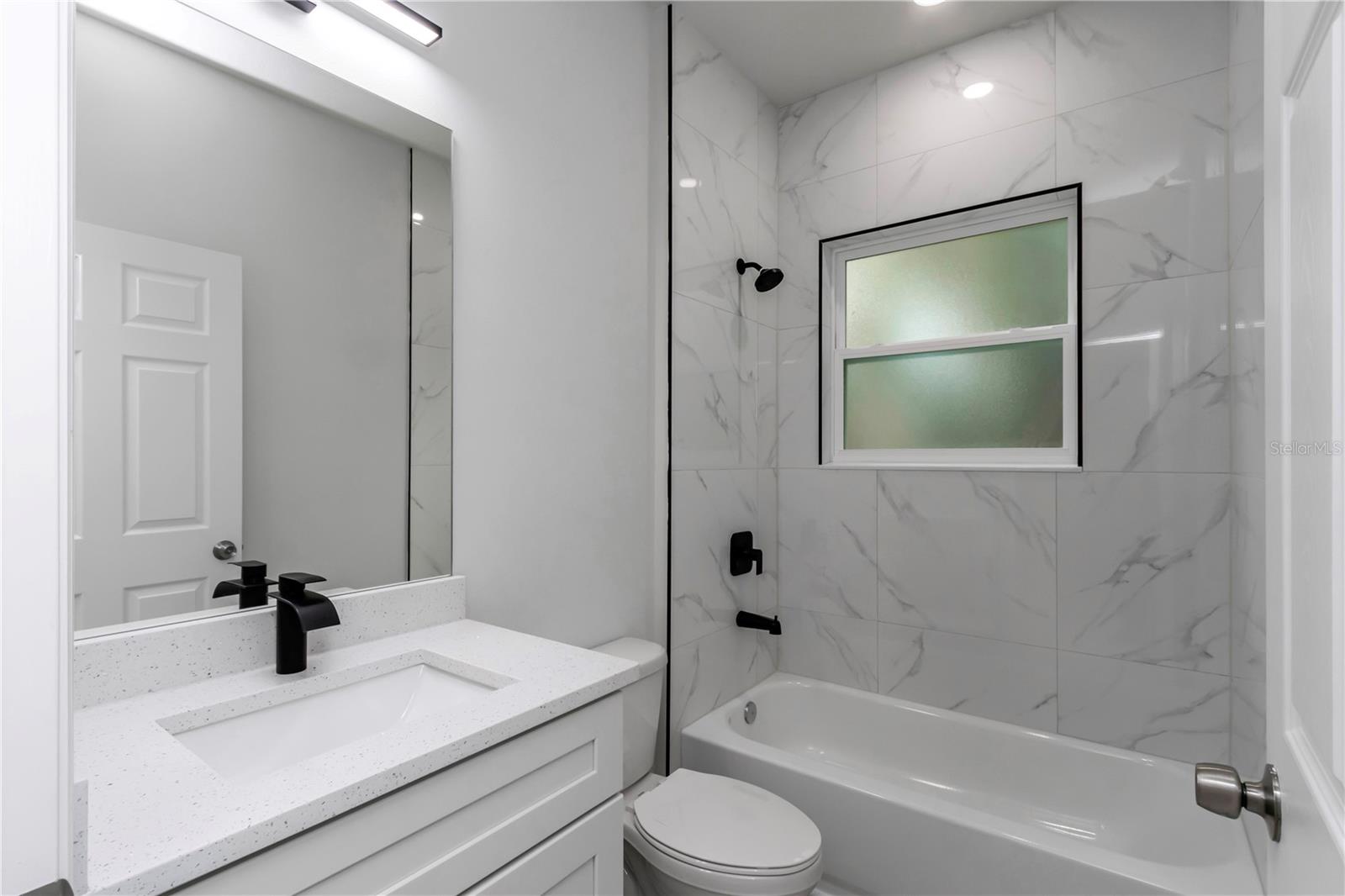 7644 N Voyager Dr Property Photo 24