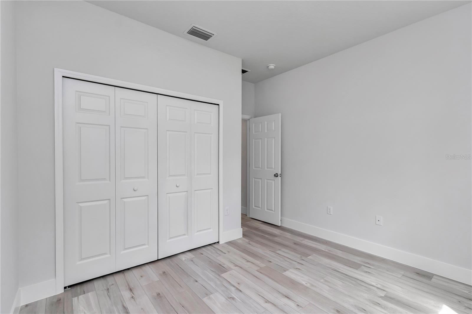 7644 N Voyager Dr Property Photo 26